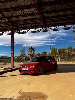 Volkswagen Golf 2002