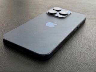 iPhone 15 Pro Blu Scuro 256GB