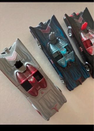 Confezione da 3 Batmobile Hot Wheels