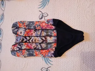 Vestidos,falda,bode,varios tallas s y xs.