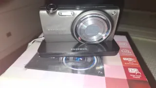 Cámara Samsung ST5500 14.2MP Plata