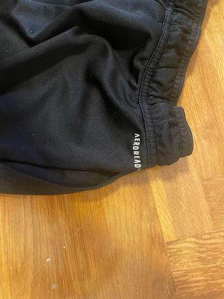 Pantalones cortos Adidas negros y verdes