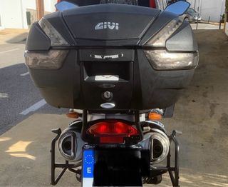 Juego Maletas y Baúl Moto GIVI + Anclajes