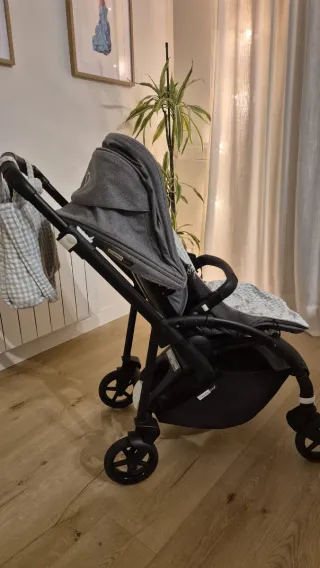 Bugaboo Bee 6 Silla + Capazo Gris