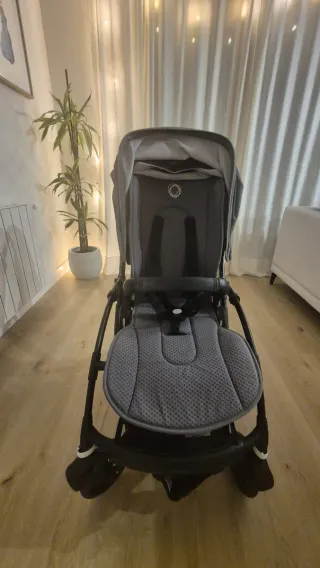Bugaboo Bee 6 Silla + Capazo Gris