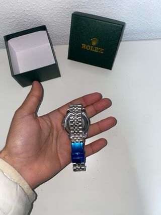 Reloj  Azul y Plateado