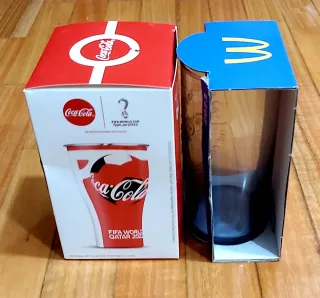 2 Bicchieri Coca-Cola Coppa del Mondo FIFA 2022 e McDonald's
