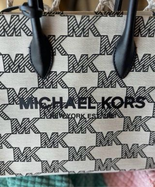 Bolso Michael Kors Tote Beige y Negro