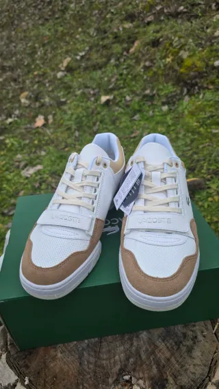 Zapatillas Lacoste Misso Blancas y Marrones