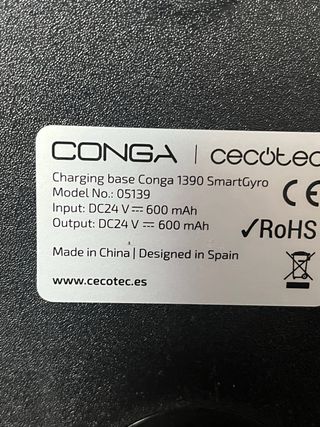 Cargador y mando robot Cecotec