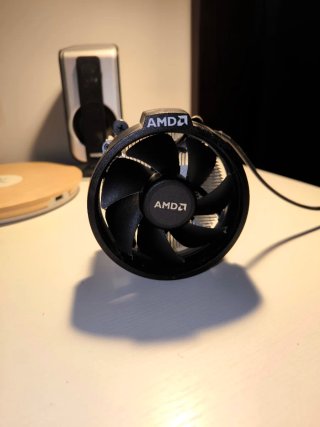 Procesador AMD Ryzen 5 3400G con disipador