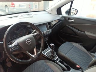 Opel Crossland X 2019