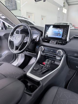 Toyota Rav4 2.5l 220H Black Edition 4WD