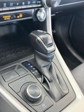 Toyota Rav4 2.5l 220H Black Edition 4WD