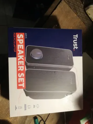 Trust Casse PC 28W Picco 14W RMS