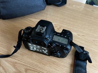 Canon EOS 6D Mark II Cámara DSLR