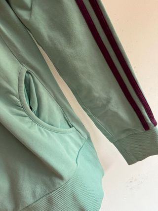 Sudadera Adidas vintage turquesa y morado