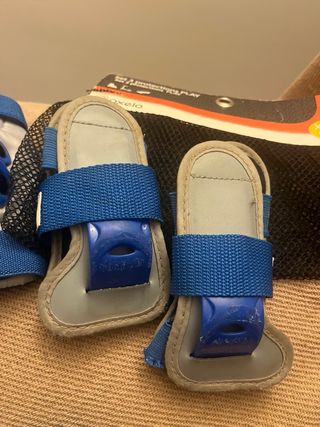 Juego protecciones patines Oxelo XXS