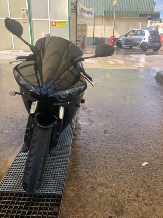 Yamaha R6 2008 Negra ITV Recién Pasada