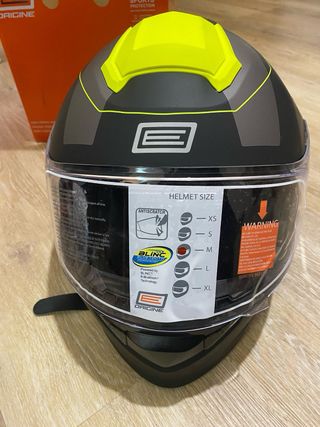Casco de moto modular. Marca origine, nuevo.