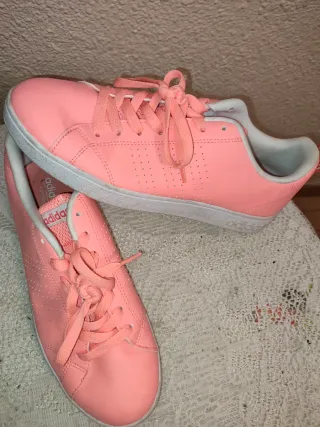 Zapatillas Adidas coral naranja Talla 40