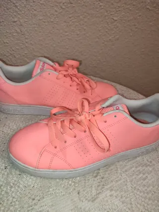 Zapatillas Adidas coral naranja Talla 40