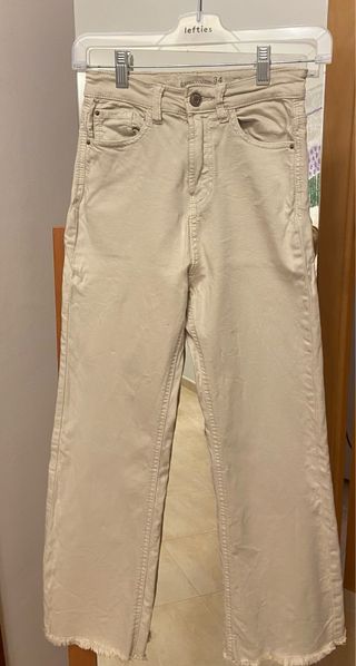 Pantalón Stradivarius Talla 34 Beige Modelo D78
