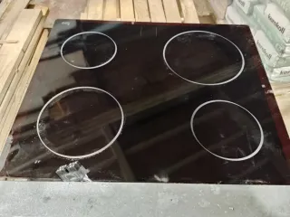 Vitrocerámica y horno en muy buen estado