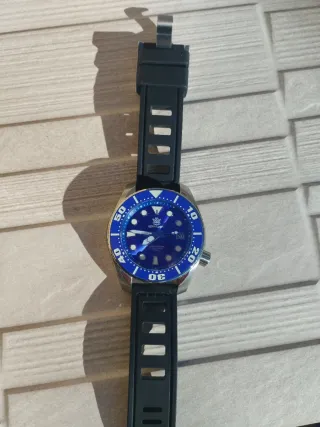 Reloj Steeldive Sumo Azul y Negro