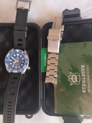 Reloj Steeldive Sumo Azul y Negro