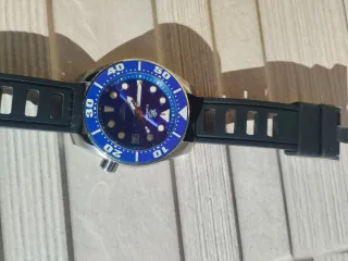 Reloj Steeldive Sumo Azul y Negro
