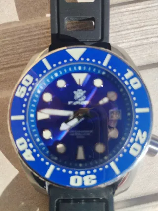Reloj Steeldive Sumo Azul y Negro