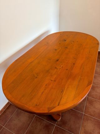 Mesa de pino antiguo macizo para salón/comedor.