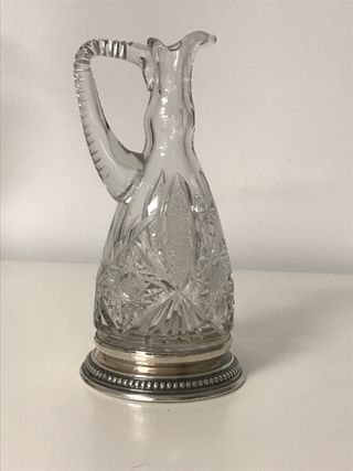 Jarra de cristal con base plata de ley