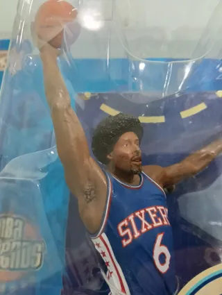 Figura Julius Erving McFarlane NBA