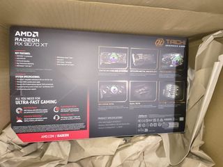 Tarjeta Gráfica ASROCK Taichi RX 9070 XT 16 GB