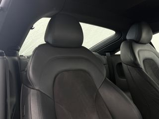 Audi TT Audi TT Coupé 1.8 TFSI S line edition