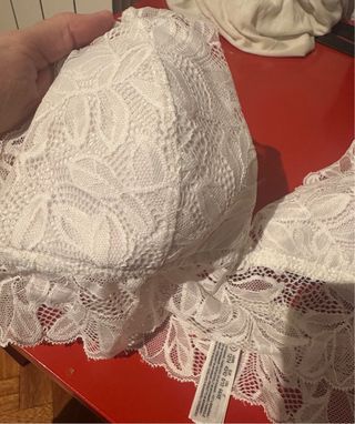 Bralette de encaje blanco