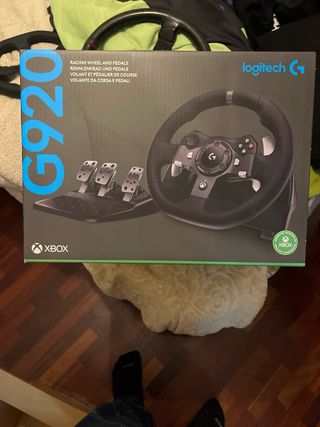 Logitech G920 Volante + Pedales y soporte playset