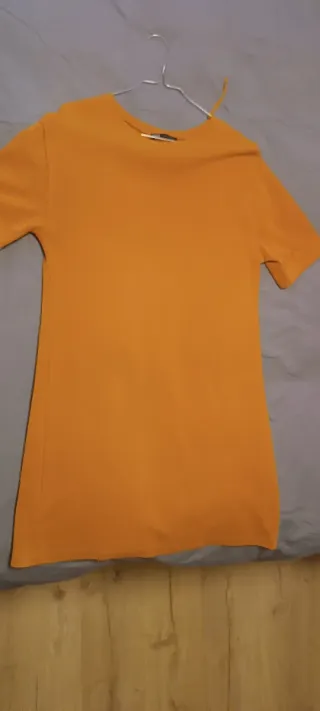 Vestido naranja manga corta