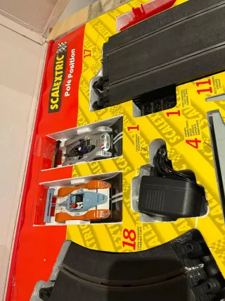 Scalextric Pole Position 1:32