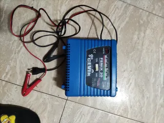 Cargador Batería Coche Moto CEVIK FENIX 20