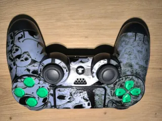 Mando PS4 Personalizado Calaveras Verde