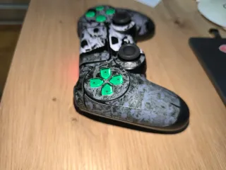 Mando PS4 Personalizado Calaveras Verde