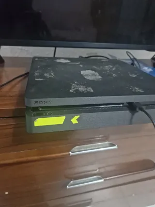 Consola PS4 Slim Negra