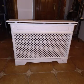 Cubre radiador blanco de madera