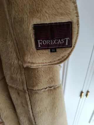 Abrigo largo de pelo sintético