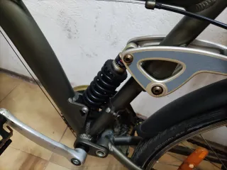 Bicicleta B-twin Doble Suspensión