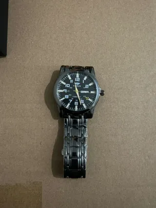 Reloj TERANV Hombre Negro y Plateado