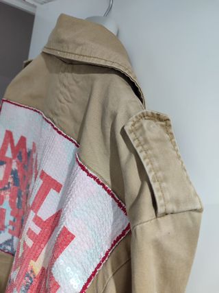 Chaqueta Militar Beige Pull&Bear Mujer